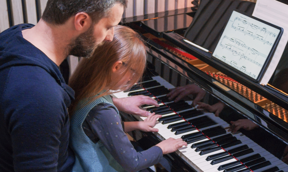 7 Parent Tips for Piano Lessons